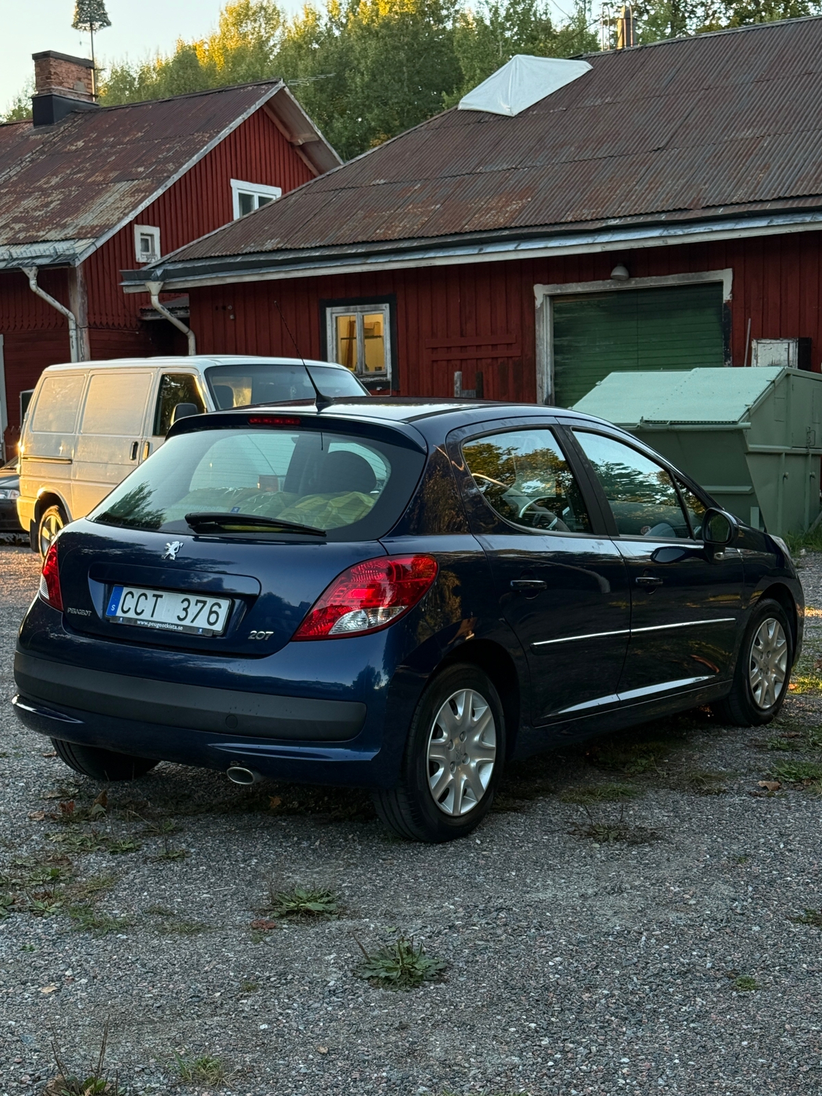 Peugeot 207 5-dörrar 1.6 HDi FAP Manuell 2010, bild 3/9