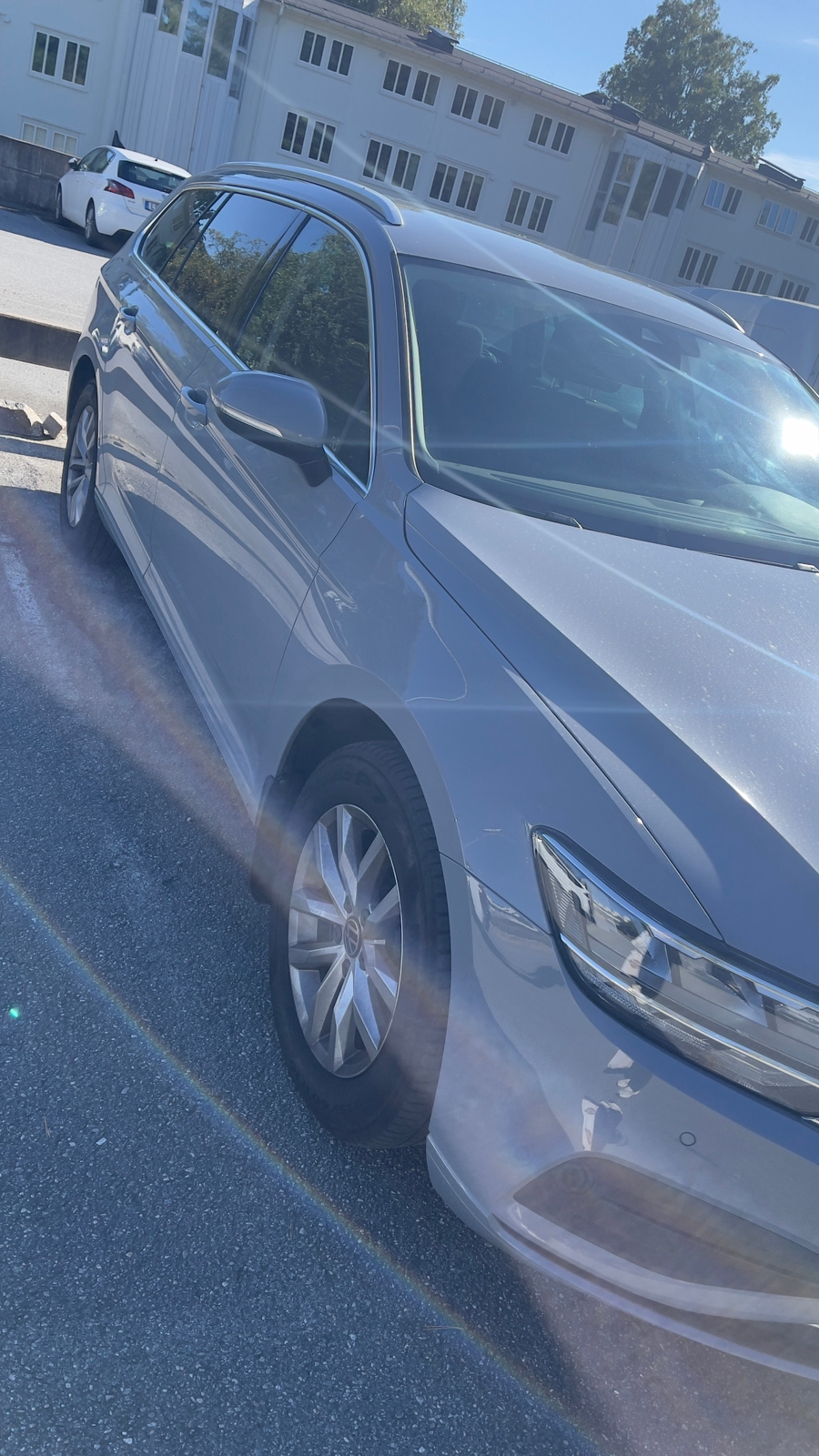 Volkswagen Passat 2023, bild 2/6