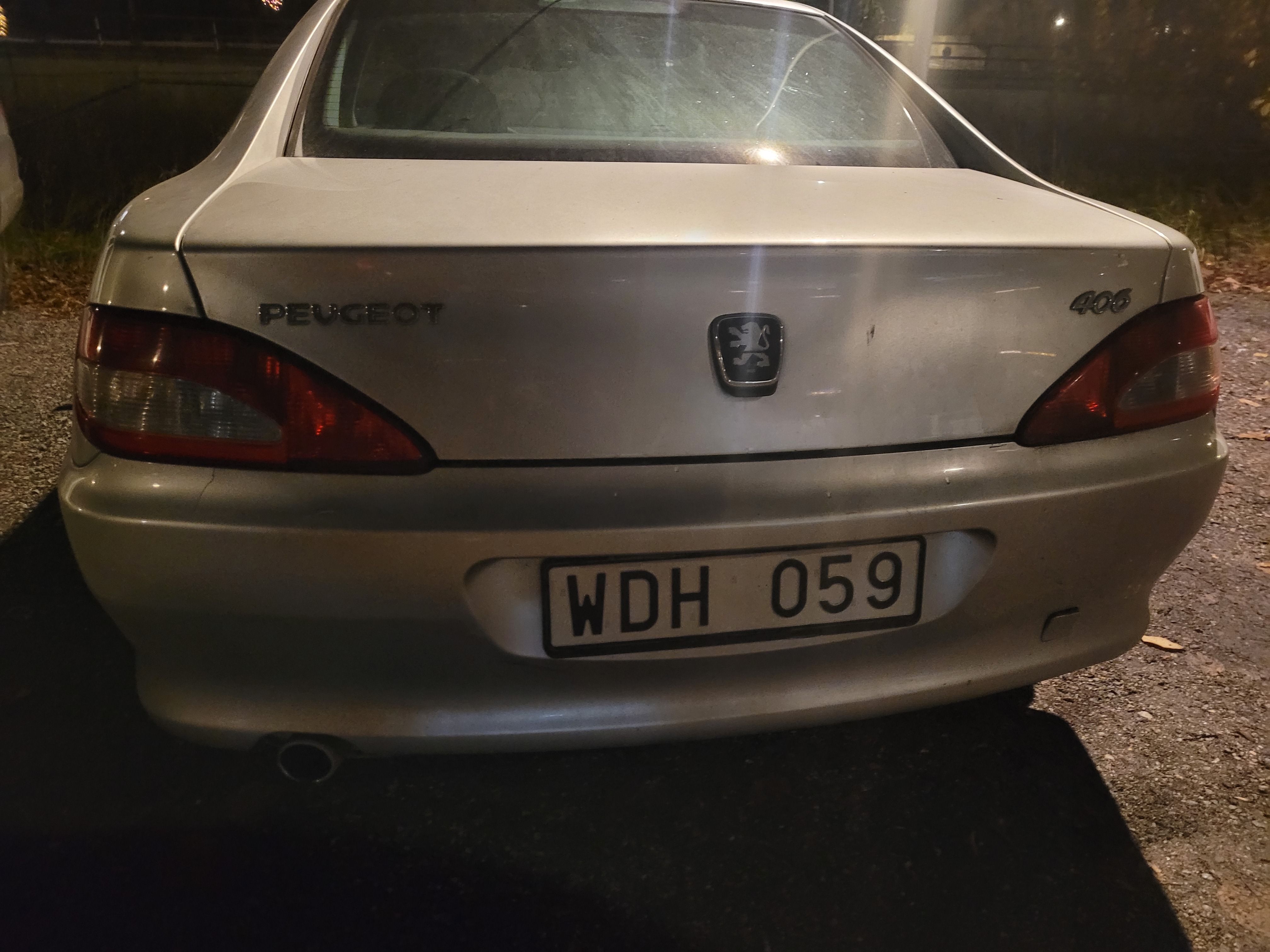 Peugeot 406