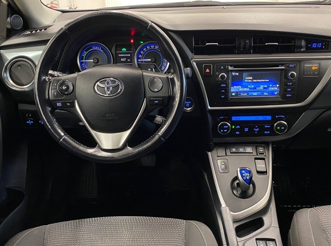 Toyota Auris Touring Sports Hybrid e-CVT 2014, bild 6/6