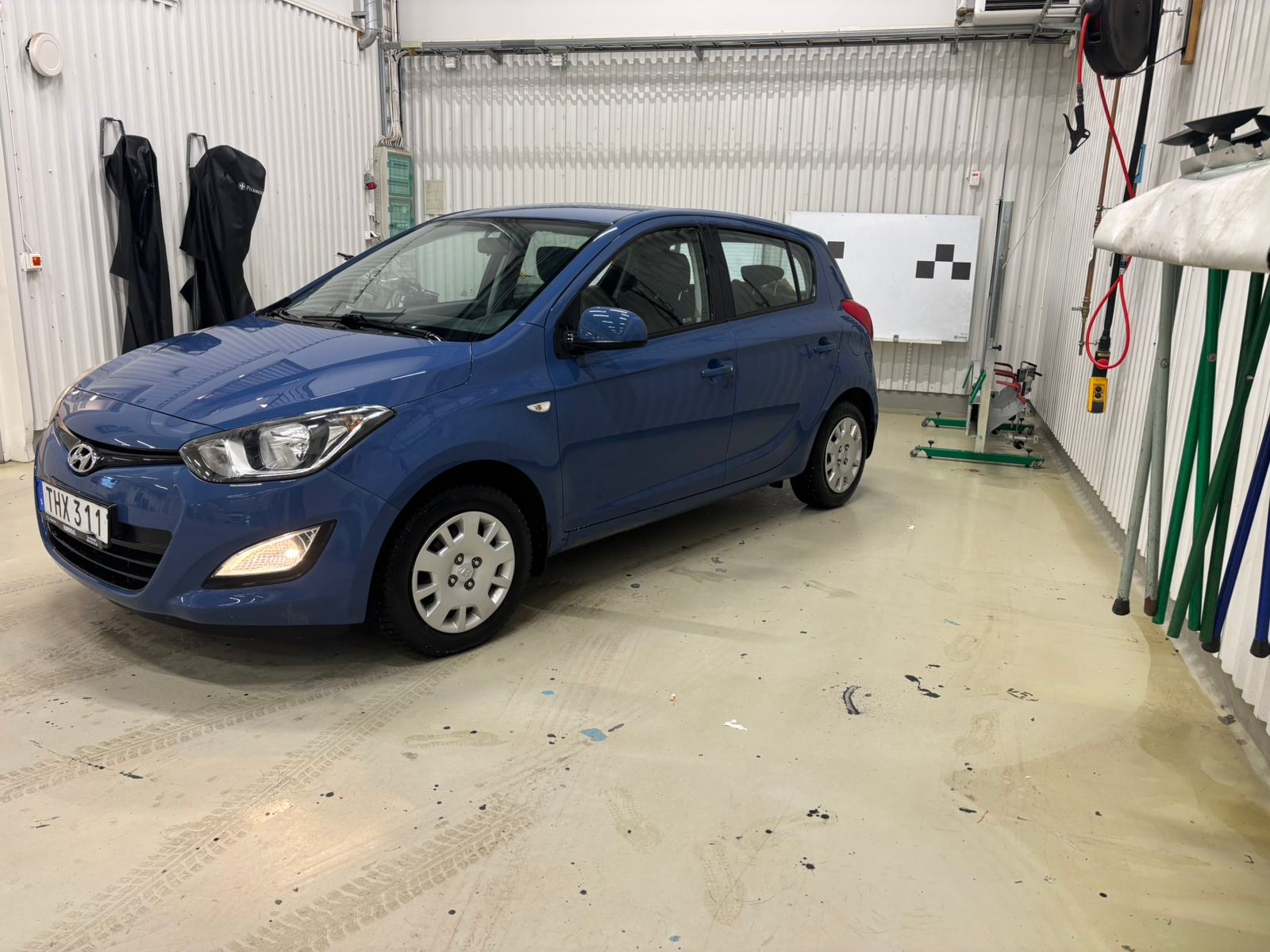 Hyundai i20 5-dörrar 1.2 Manuell 2014, bild 2/6