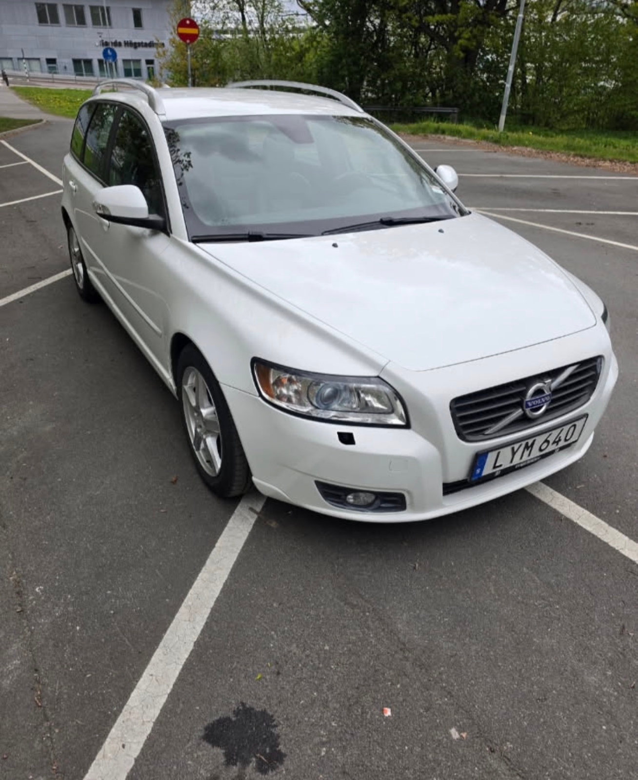 Volvo V50 D2 Manuell 2012, bild 2/6