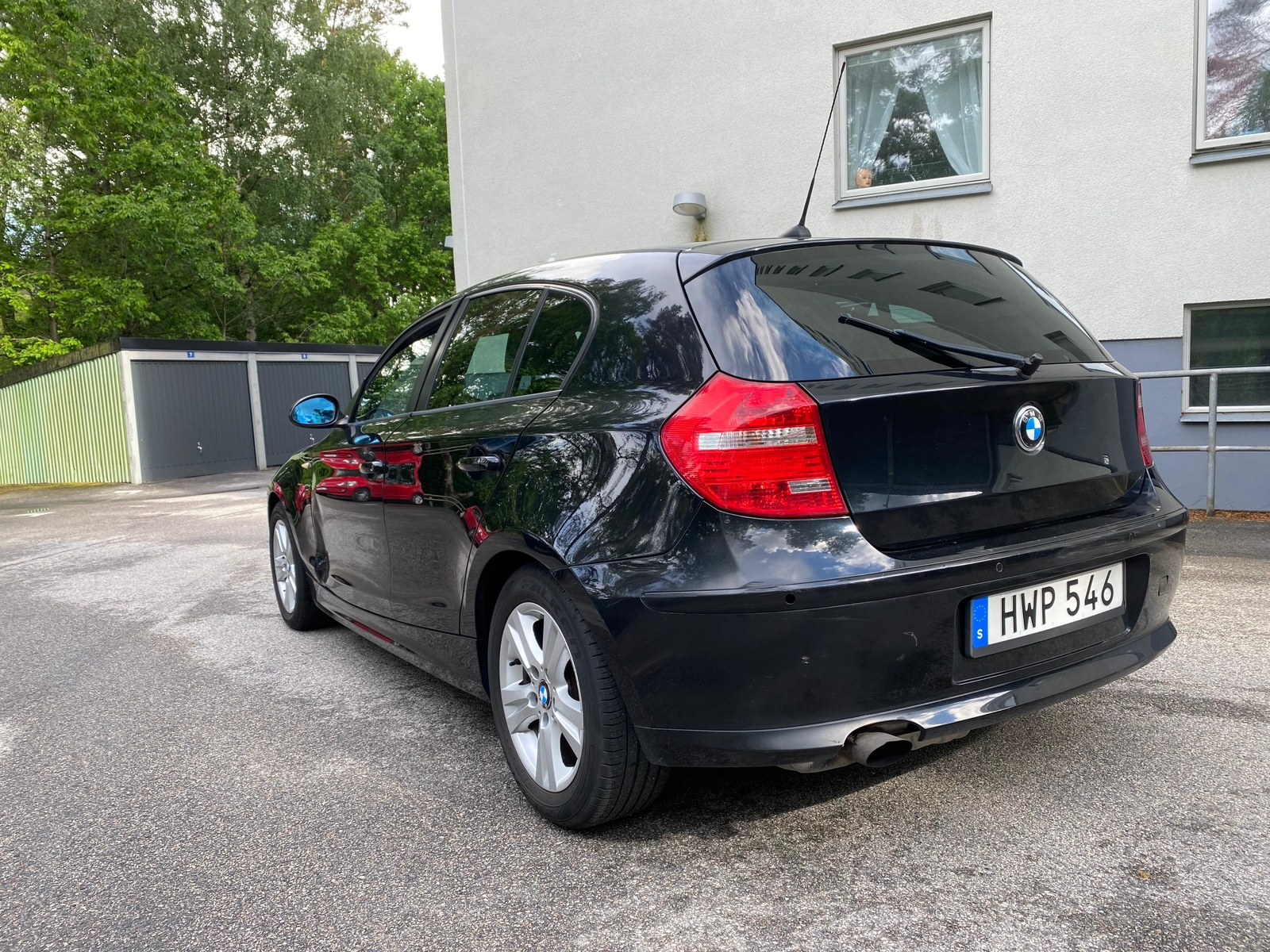 BMW 118 i 5-dörrars Steptronic 2009, photo 4/7