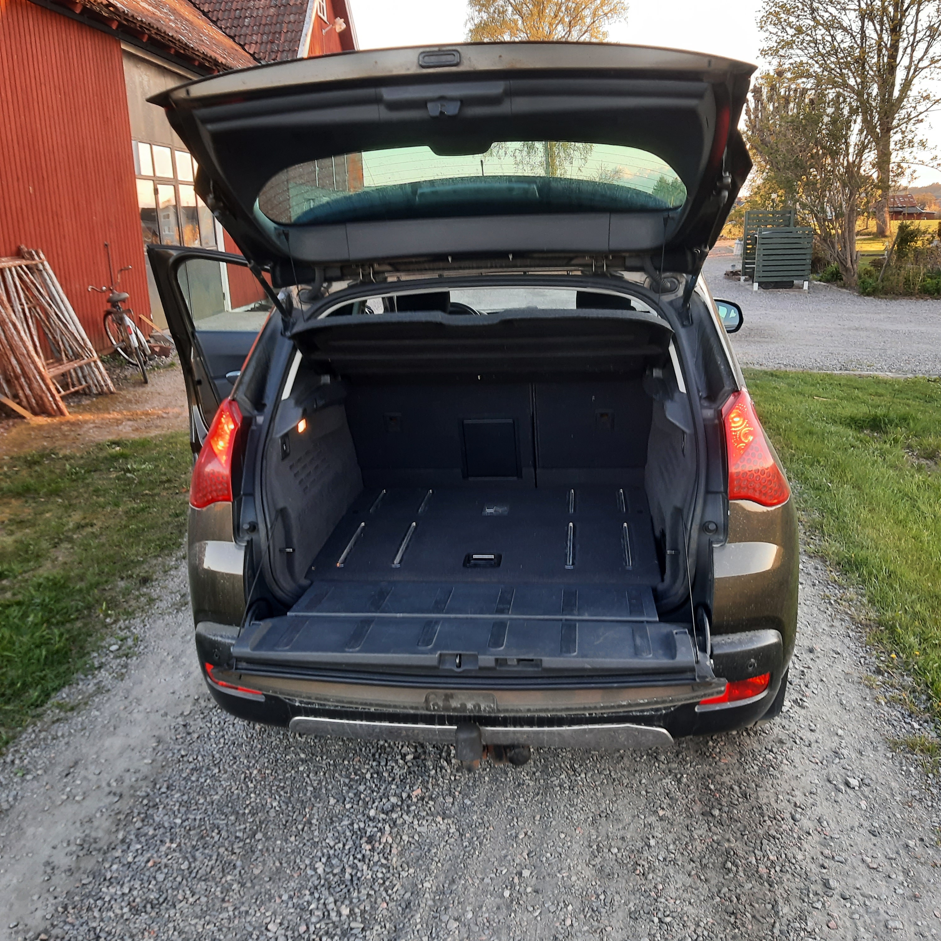 Peugeot 3008 2.0 Hybrid4 EGS 2012, kuva 6/6