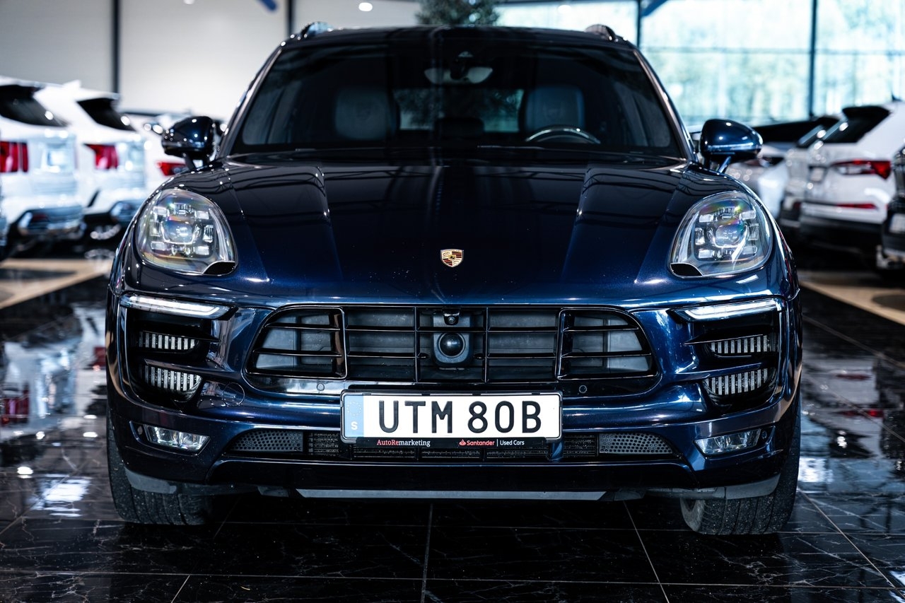 Porsche Macan Turbo PDK Turbo 2017, bild 2/10
