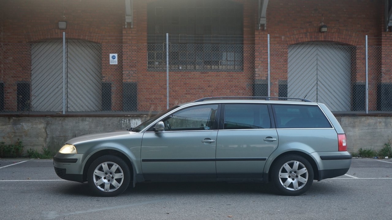 Volkswagen Passat 2004, photo 5/10