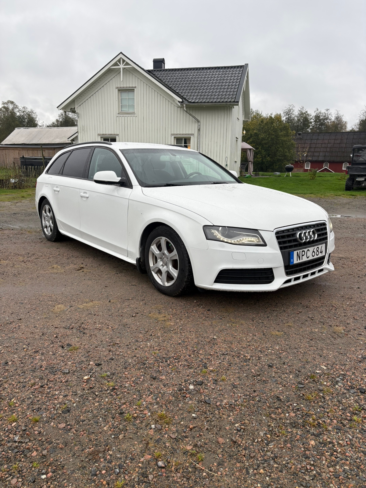 Audi A4 Avant 2.0 TDI DPF Manuell 2010, bild 2/10