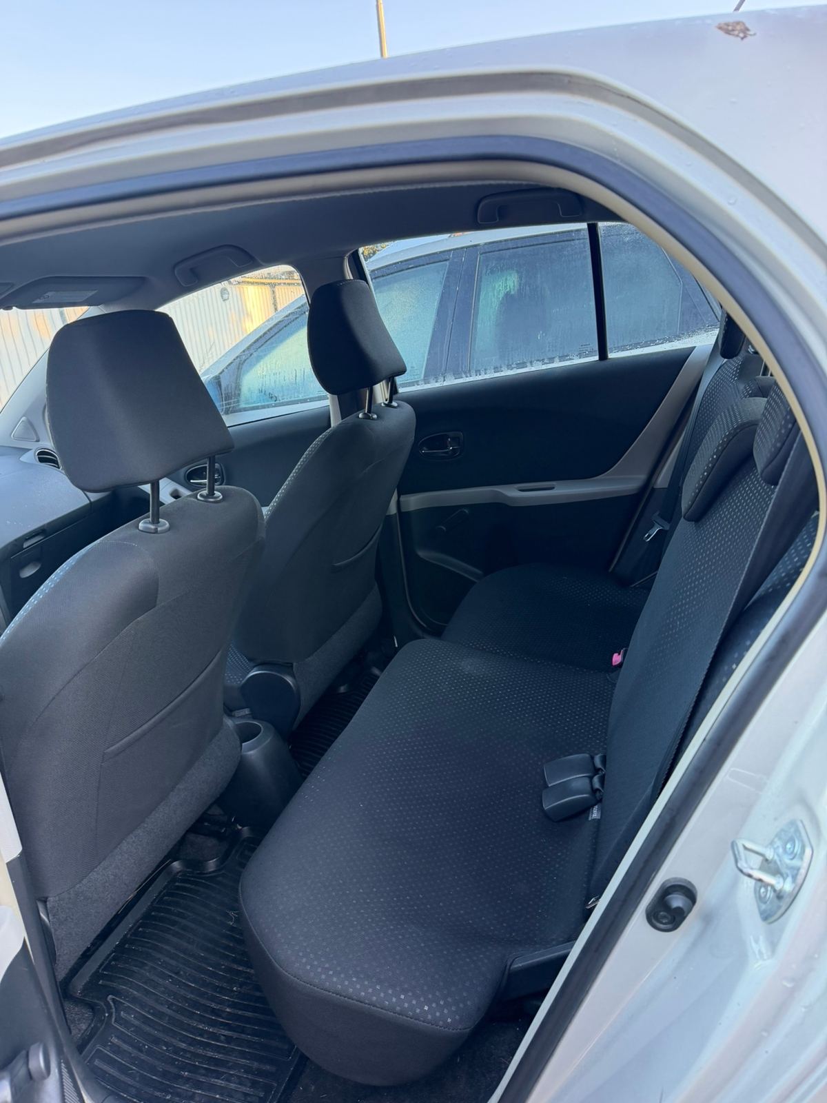 Toyota Yaris 2010, bild 3/8
