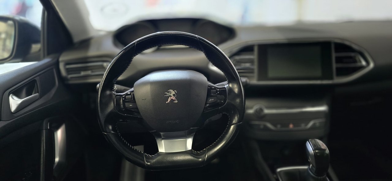 Peugeot 308 2017, bild 7/10