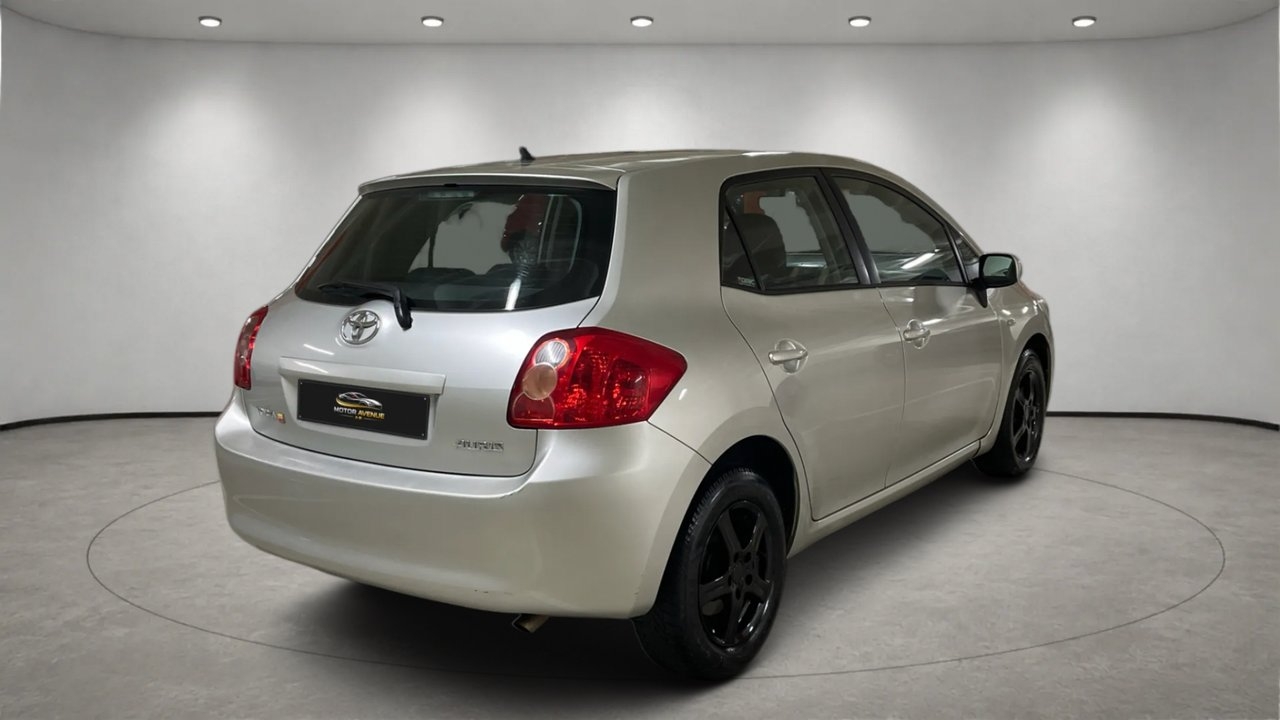 Toyota Auris 2007, kuva 7/10