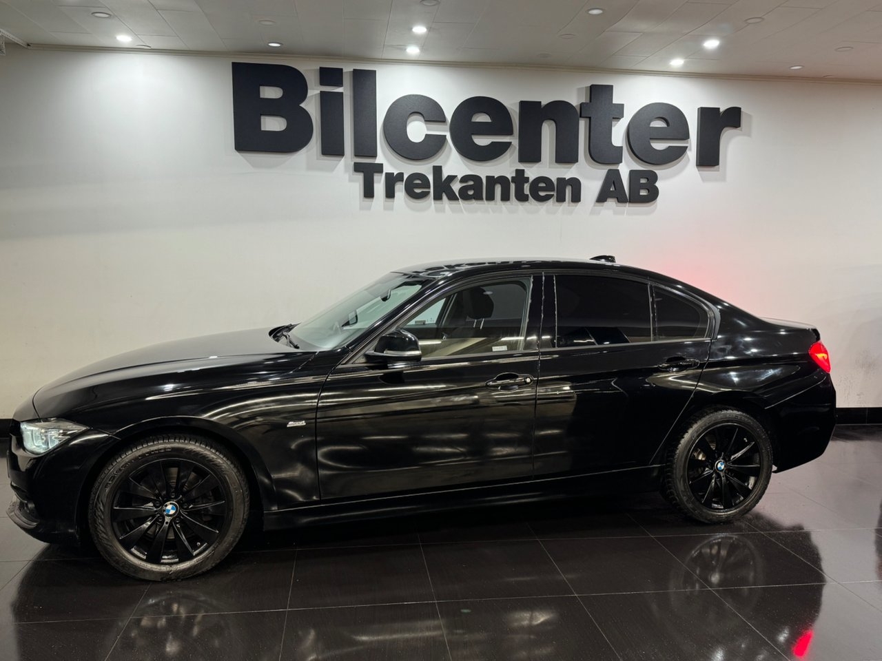 BMW 330 2017, bild 4/9