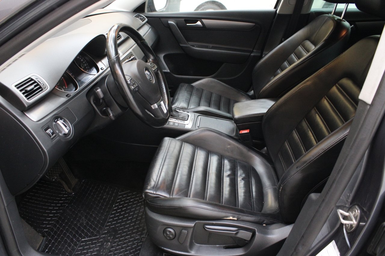 Volkswagen Passat 2012, bild 6/10