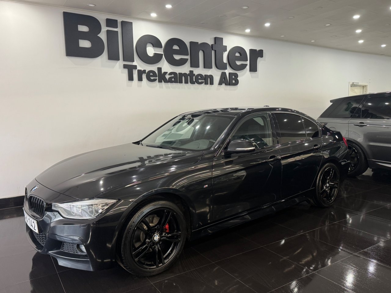 BMW 320 2018, bild 2/10