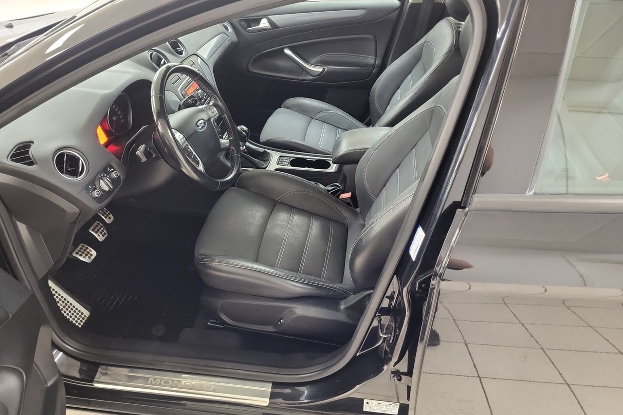 Ford Mondeo 2012, bild 7/10