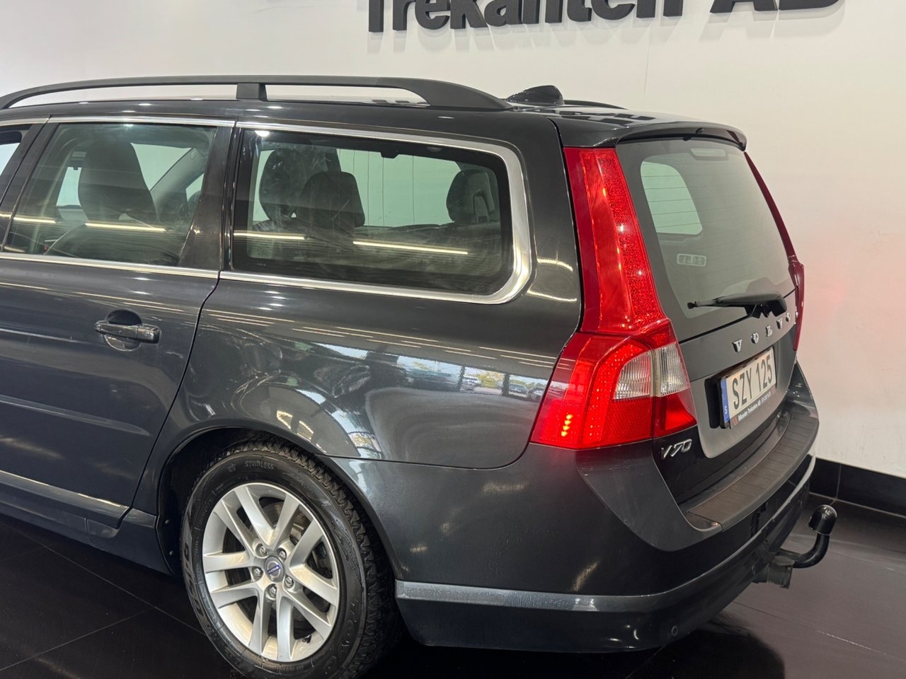 Volvo V70 D2 Momentum Euro 5 2013, bild 4/10