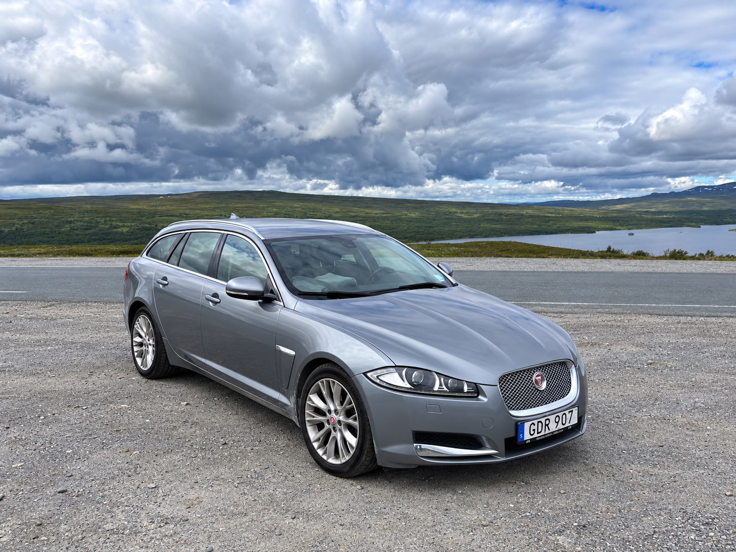 Jaguar XF