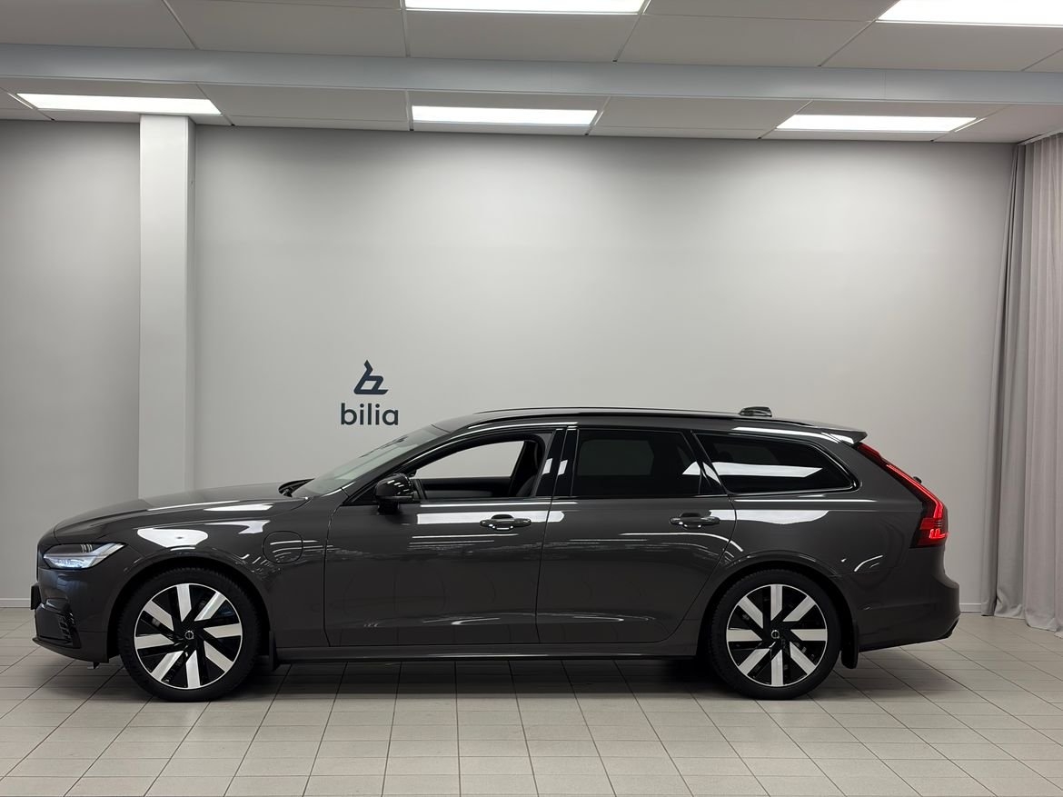 Volvo V90 T6 Plus Dark Nordic Edition 2025, photo 2/10
