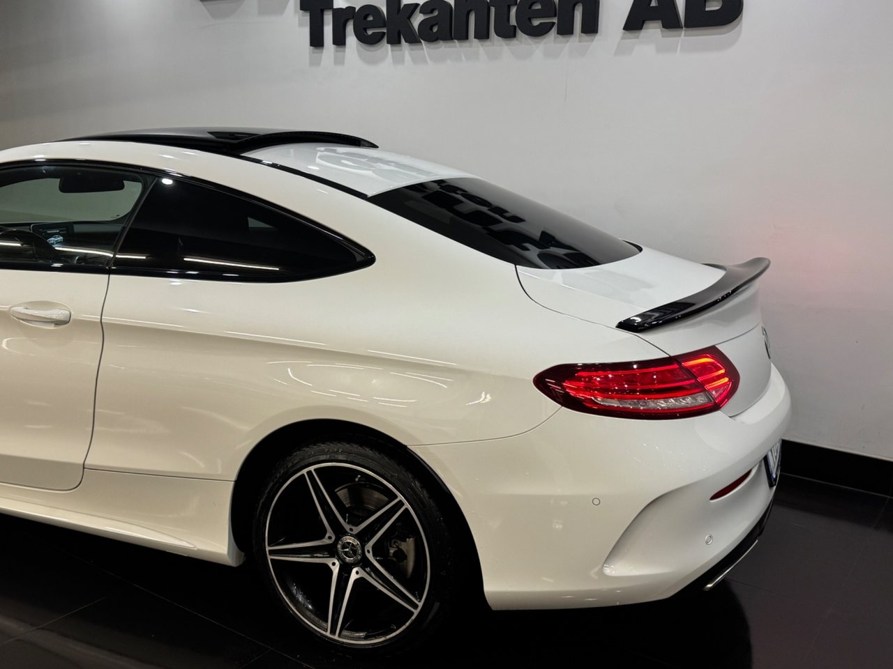 Mercedes-Benz C 2017, kuva 5/10