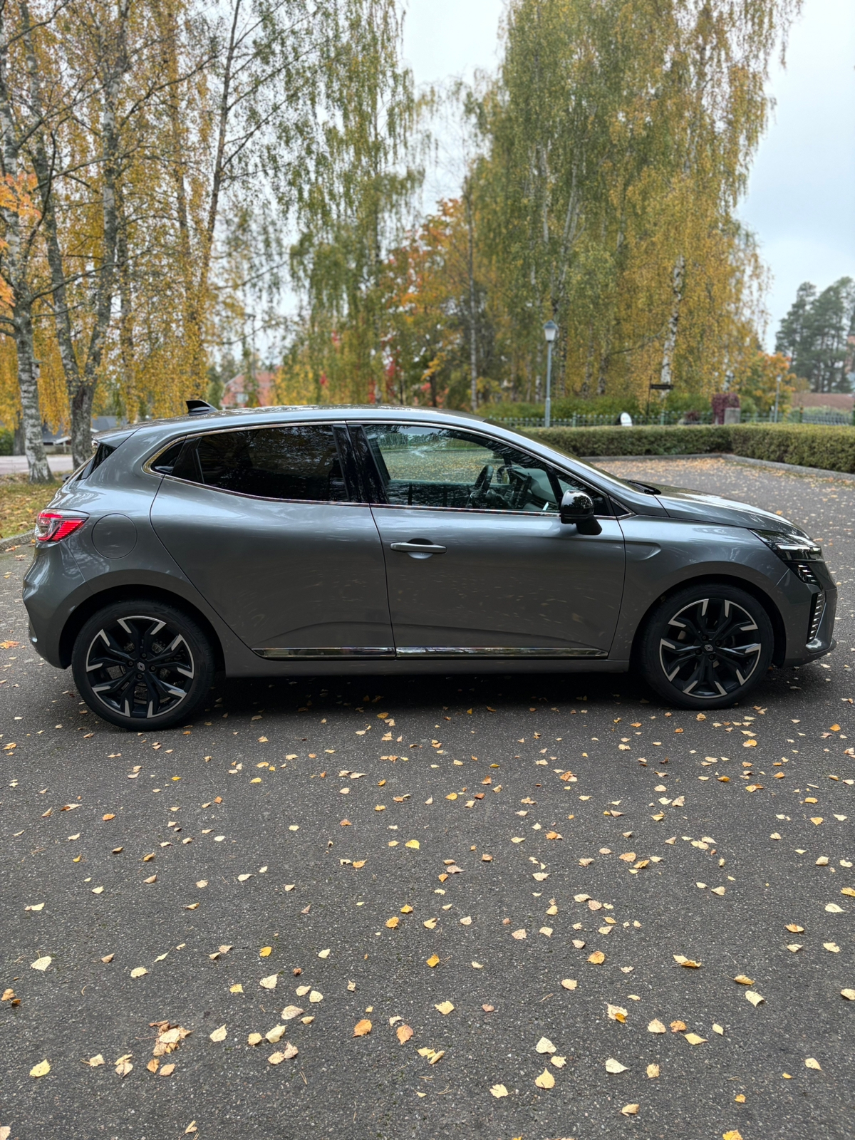 Renault Clio 1.0 TCe Manuell 2024, photo 4/10