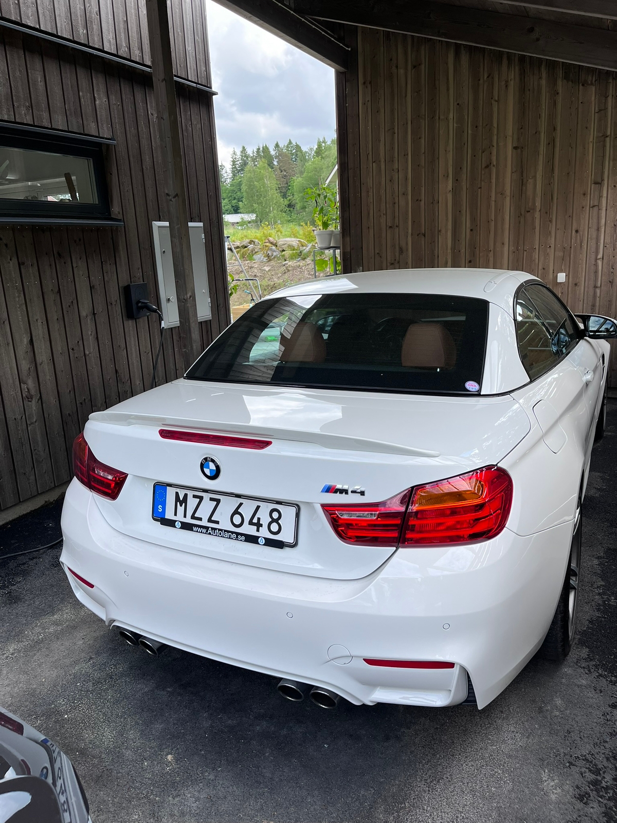 BMW M4 Convertible DCT 2016, bild 2/2
