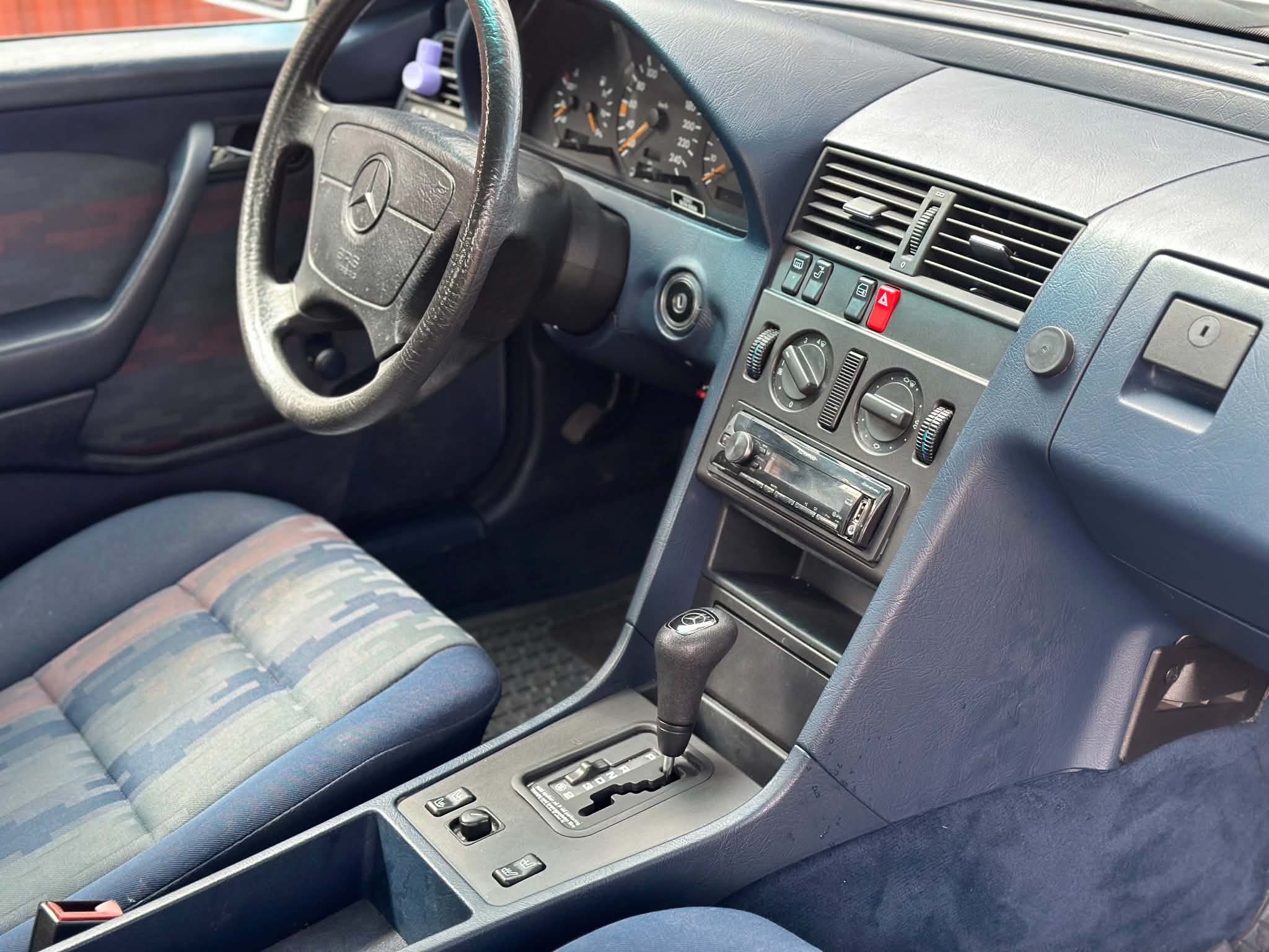 Mercedes-Benz C 200 Automatisk 1995, bild 6/10