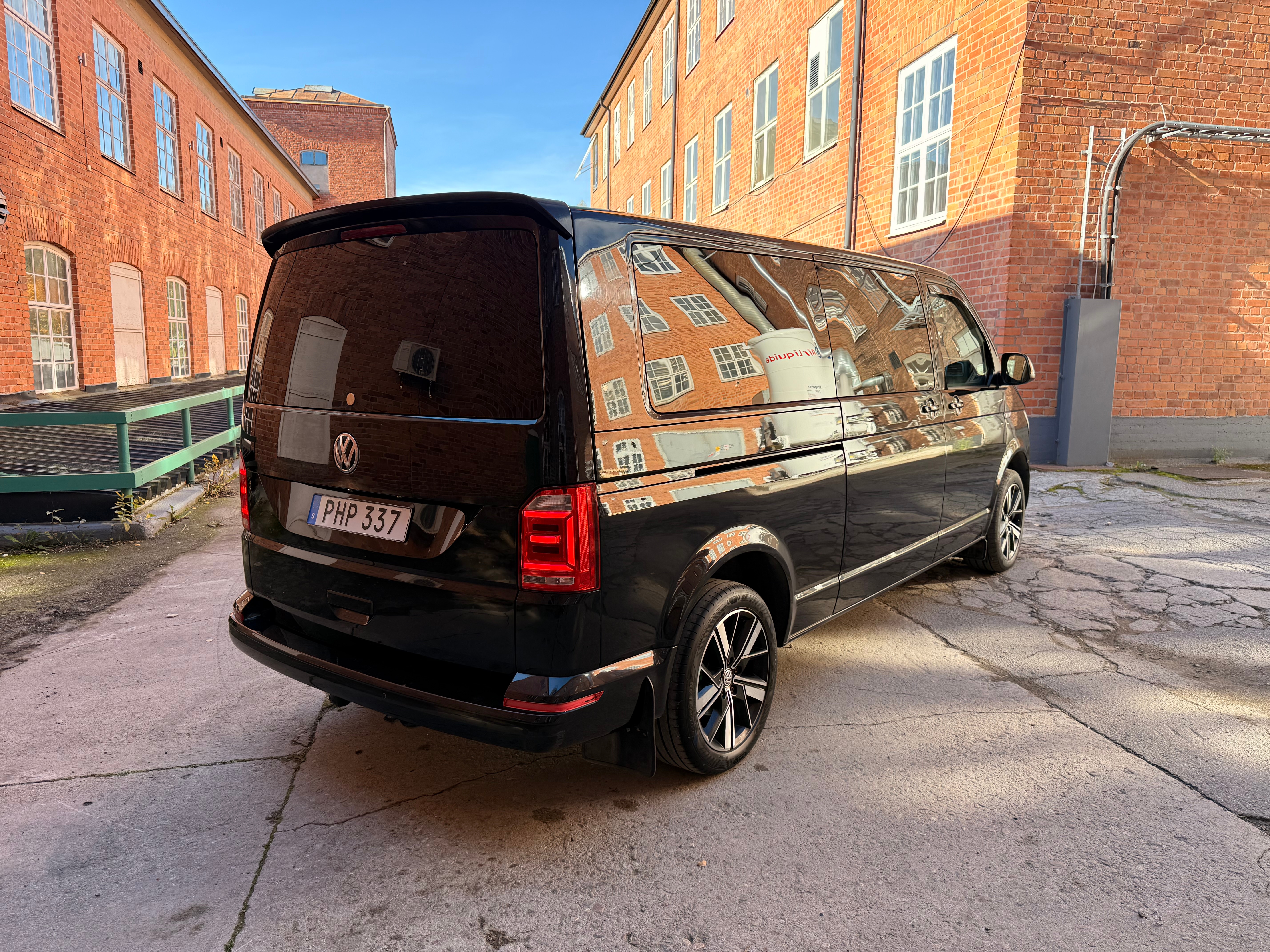 Volkswagen Multivan 2018, bild 5/10
