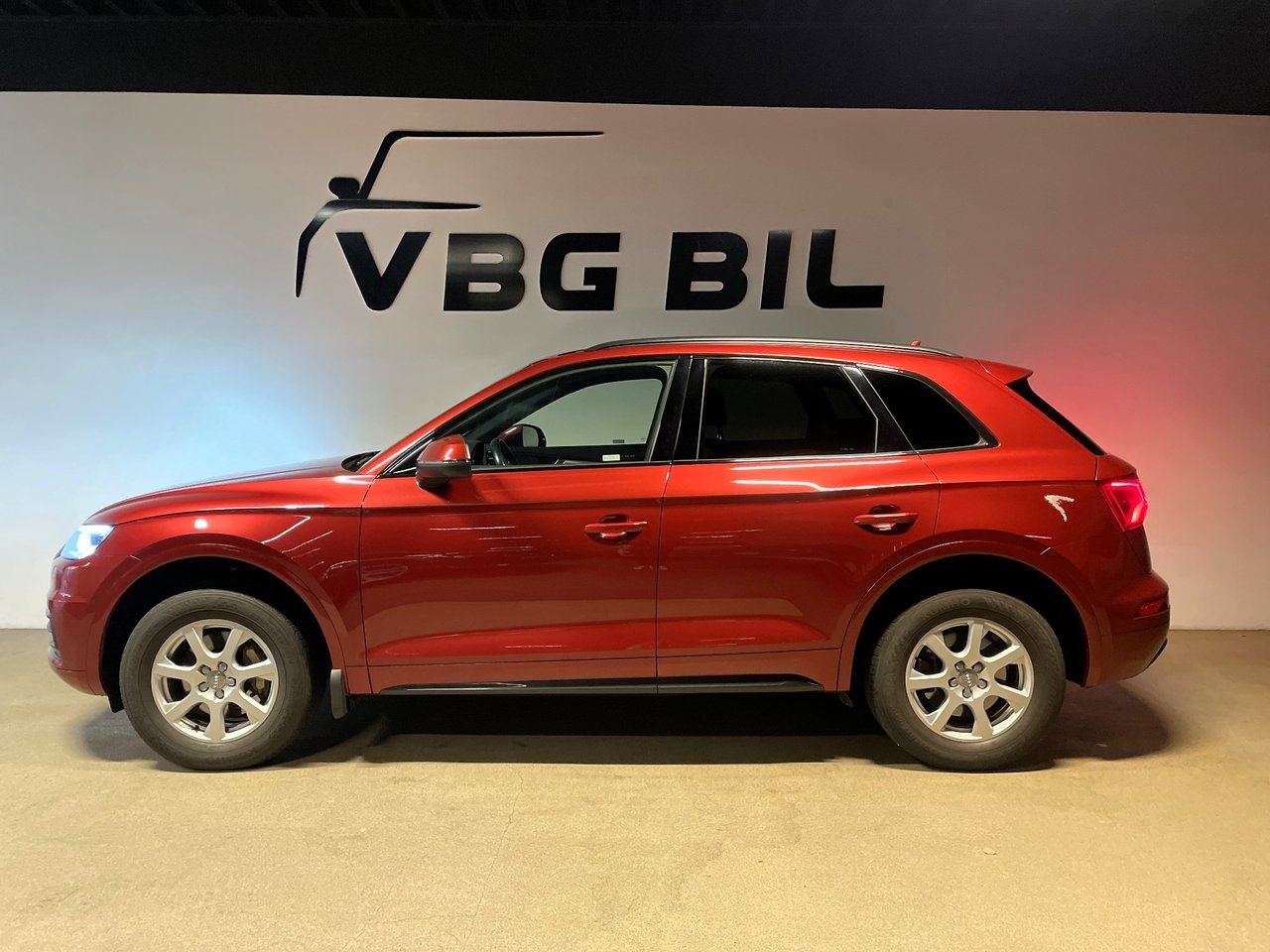 Audi Q5 2018, photo 4/10