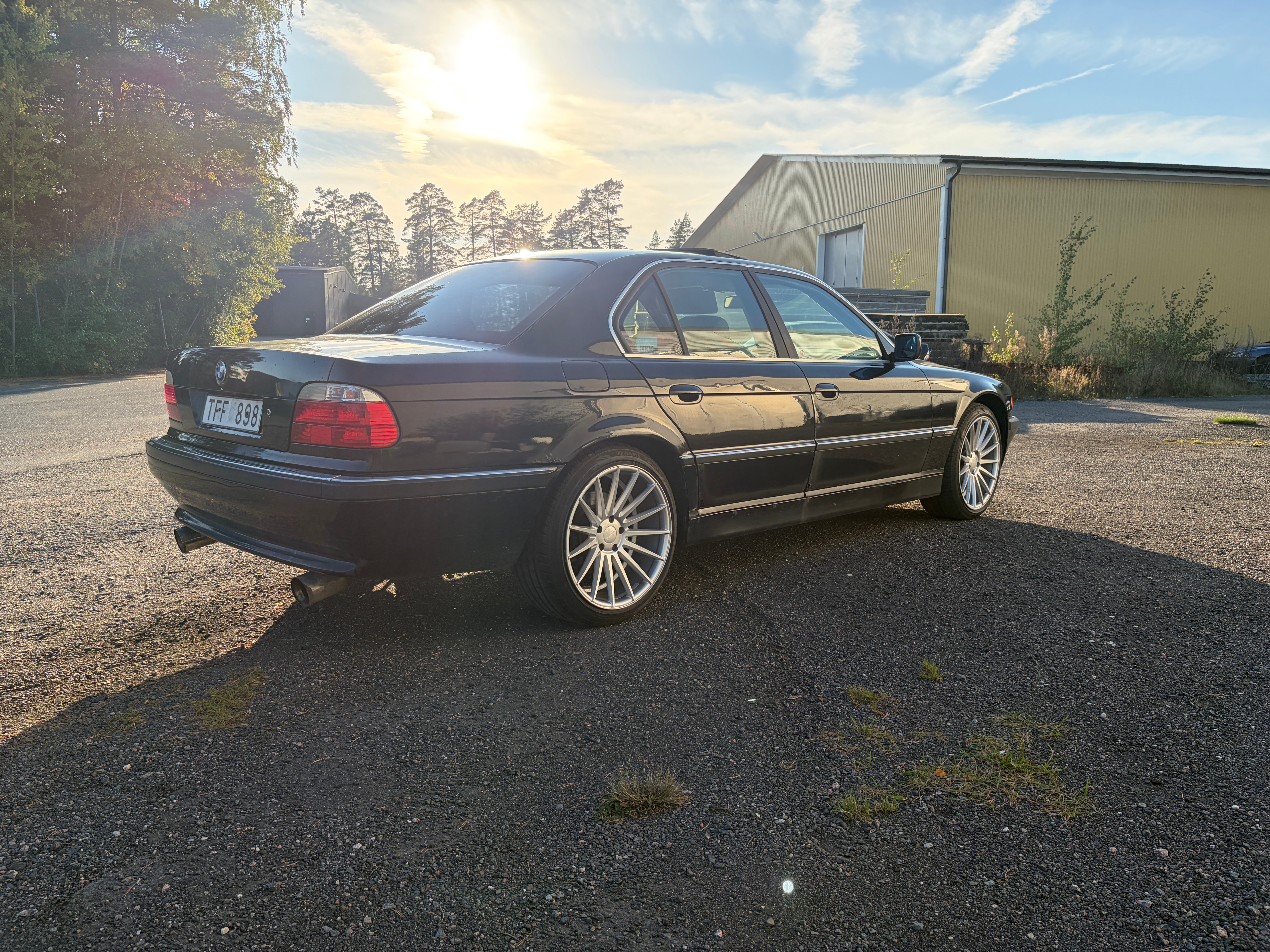BMW 728 i Automatisk 1999, bild 2/5