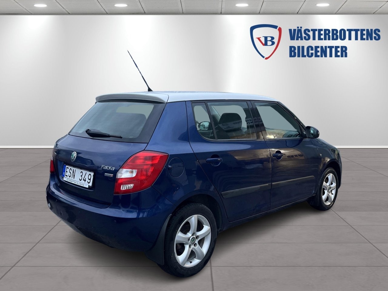 Skoda Fabia 2011, photo 3/9