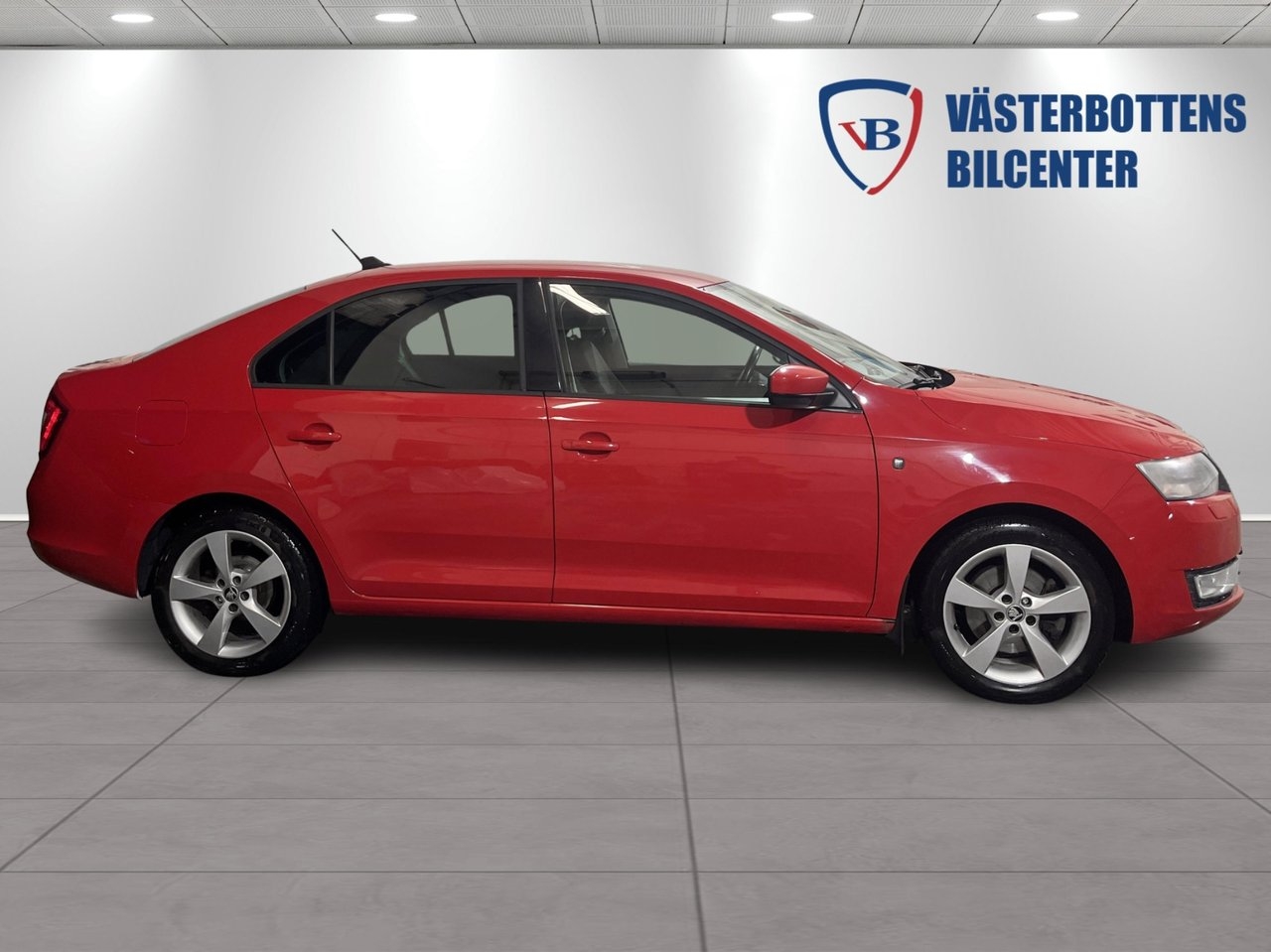 Skoda Rapid 2014, bild 2/10