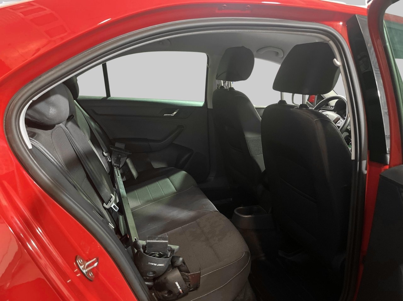 Skoda Rapid 2014, bild 6/10