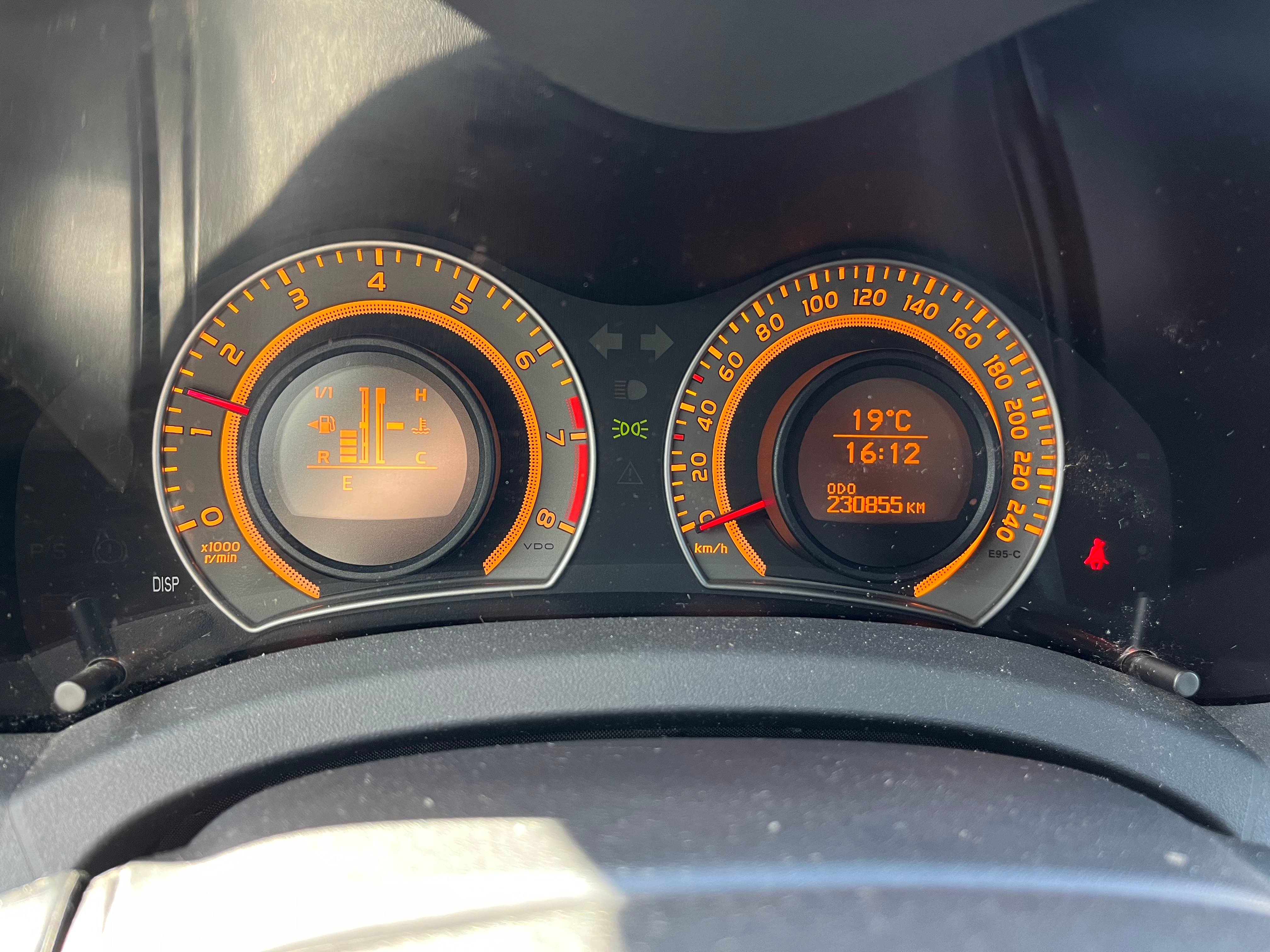 Toyota Auris 2009, bild 4/7