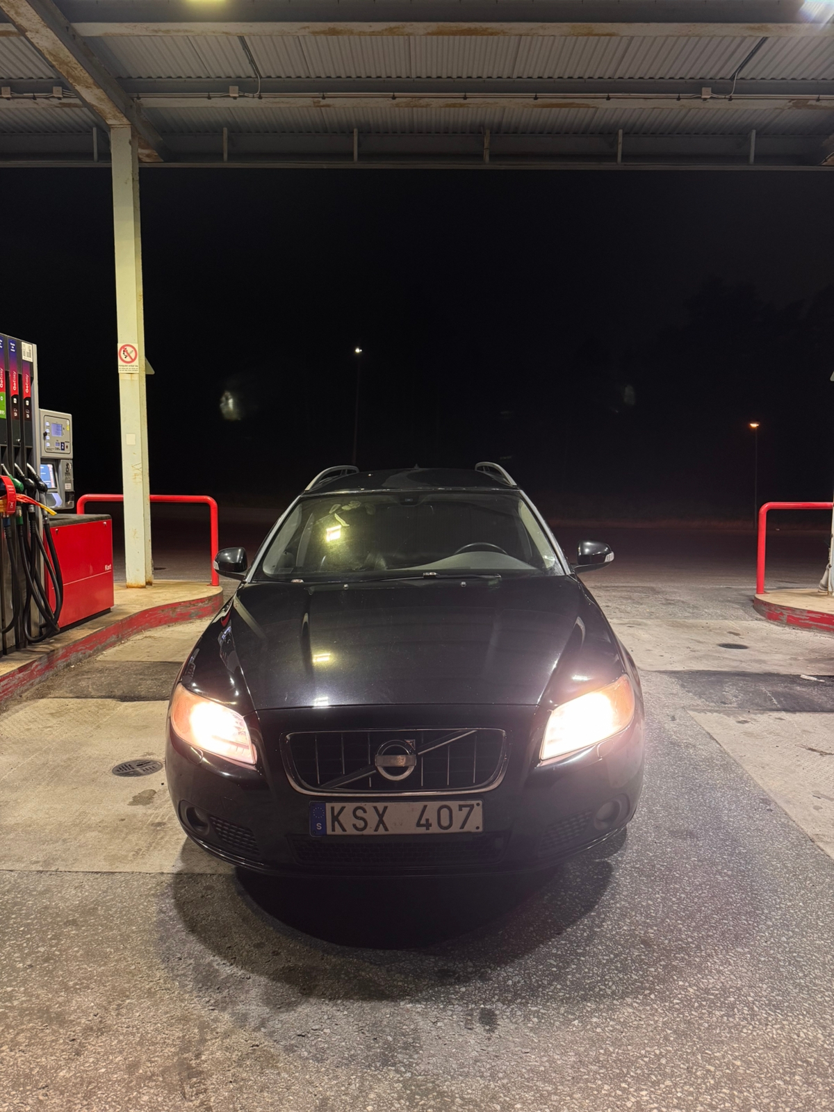 Volvo V70 D5 AWD Geartronic Automat 2011, kuva 2/9