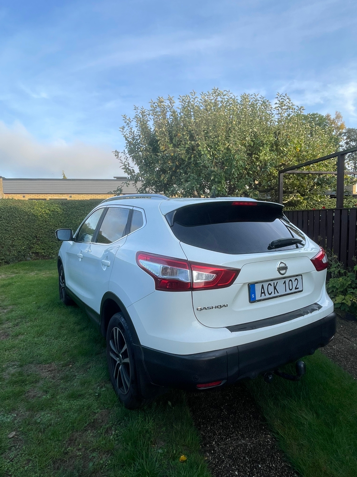 Nissan Qashqai 1.2 DIG-T XTRONIC-CVT 2015, bild 3/10