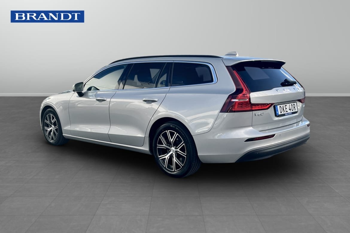 Volvo V60 B4 Bensin Core 2024, bild 2/9