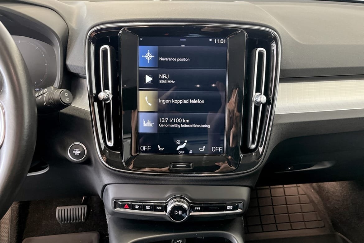 Volvo XC40 D4 AWD Momentum Intro Edition 2018, bild 6/9