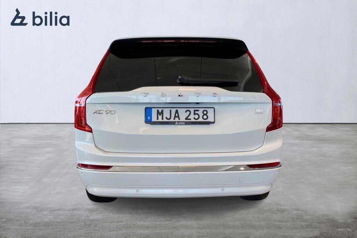 Volvo XC90 Recharge T8 Ultimate Bright 2023, photo 5/10