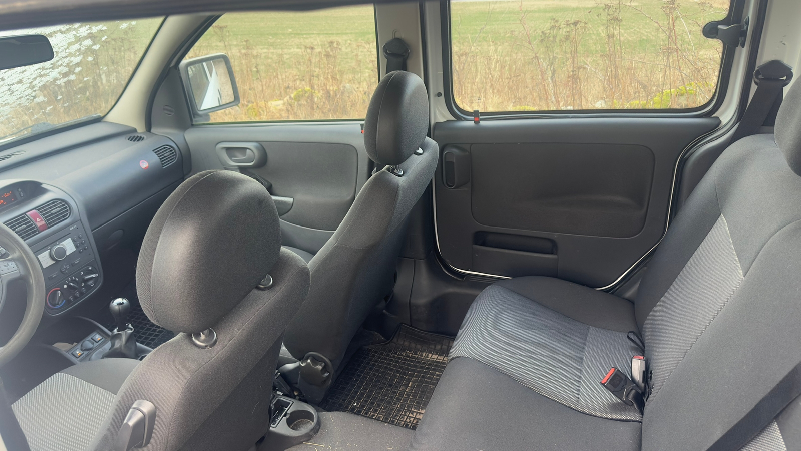 Opel Combo 1.6 CNG ecoFLEX Manuell 2010, kuva 2/7