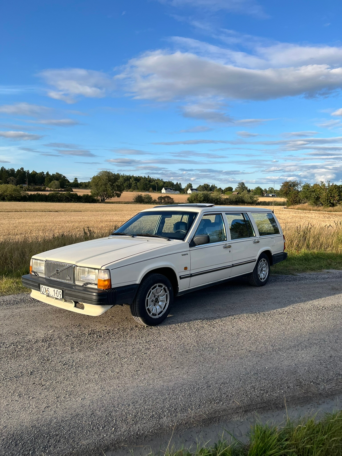 Volvo 740 Kombi 2.3 Automatisk 1989, bild 2/4
