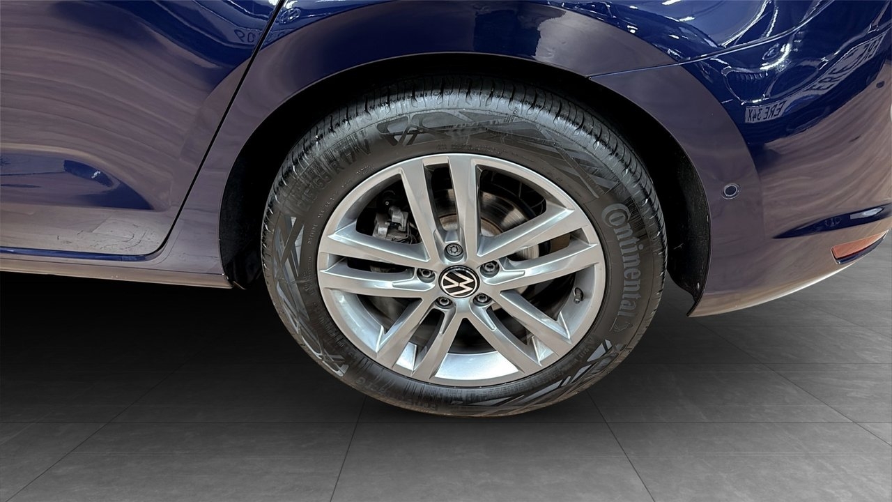 Volkswagen Touran 2025, photo 6/10
