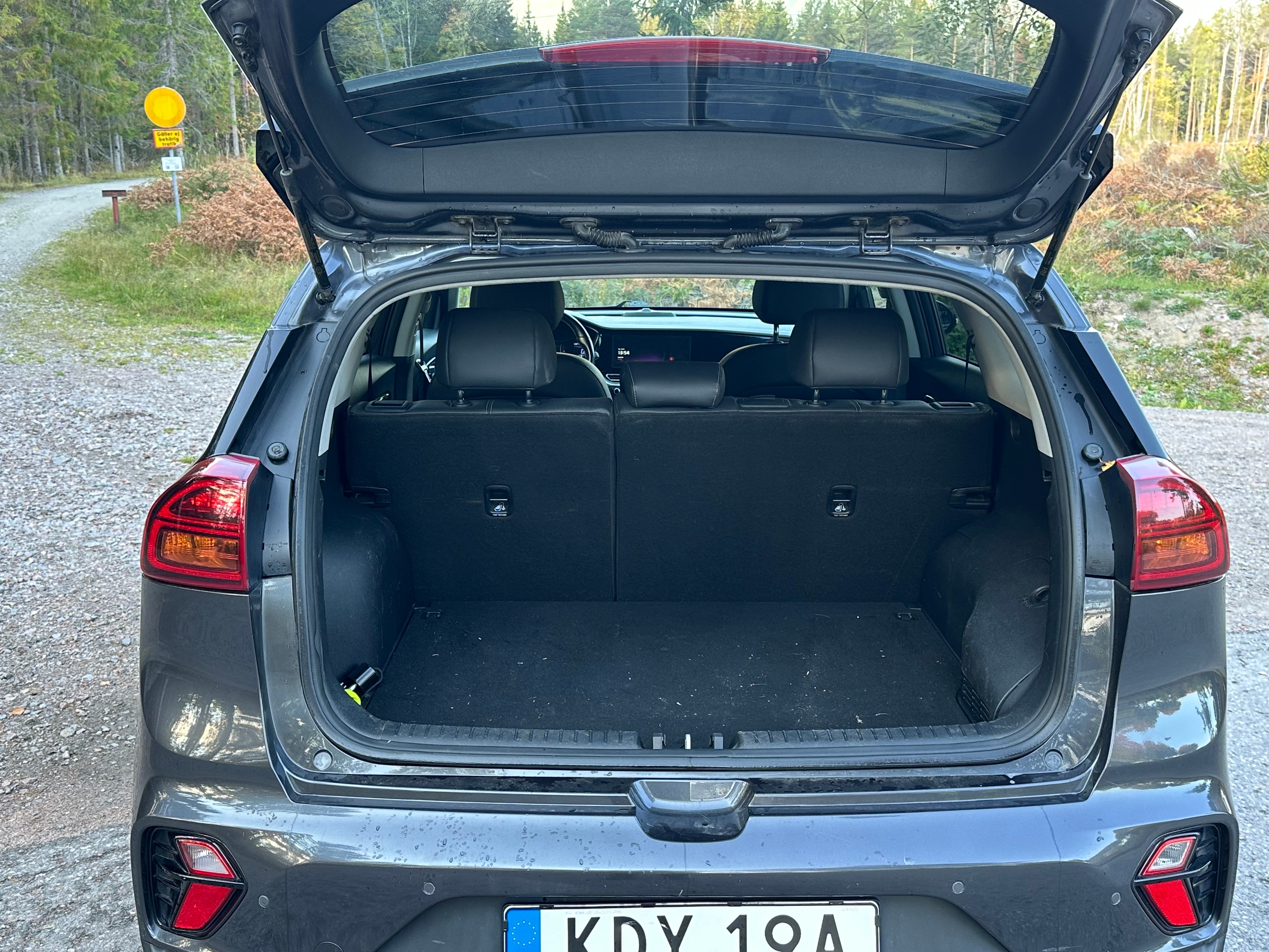 Kia Niro P-HEV DCT 2020, kuva 6/6