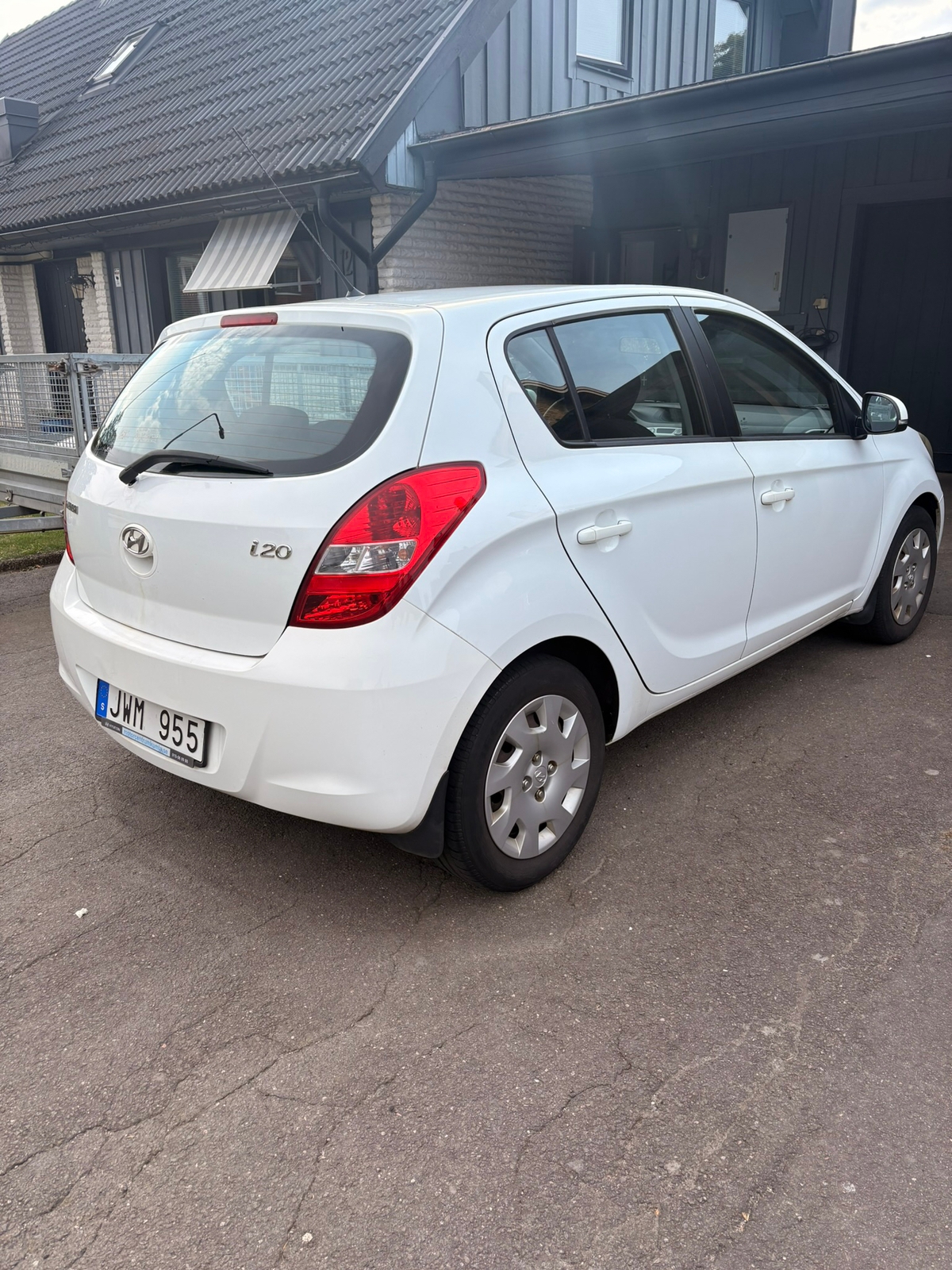 Hyundai i20 5-dörrar 1.2 Manuell 2011, bild 2/7