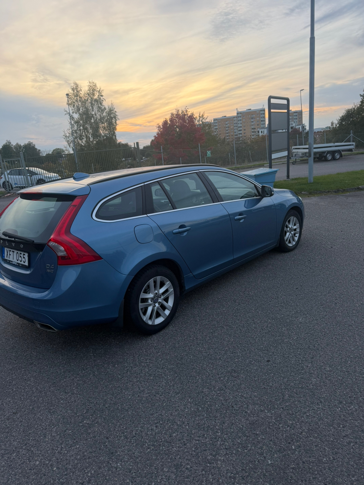 Volvo V60 D4 AWD Geartronic 2015, kuva 6/6
