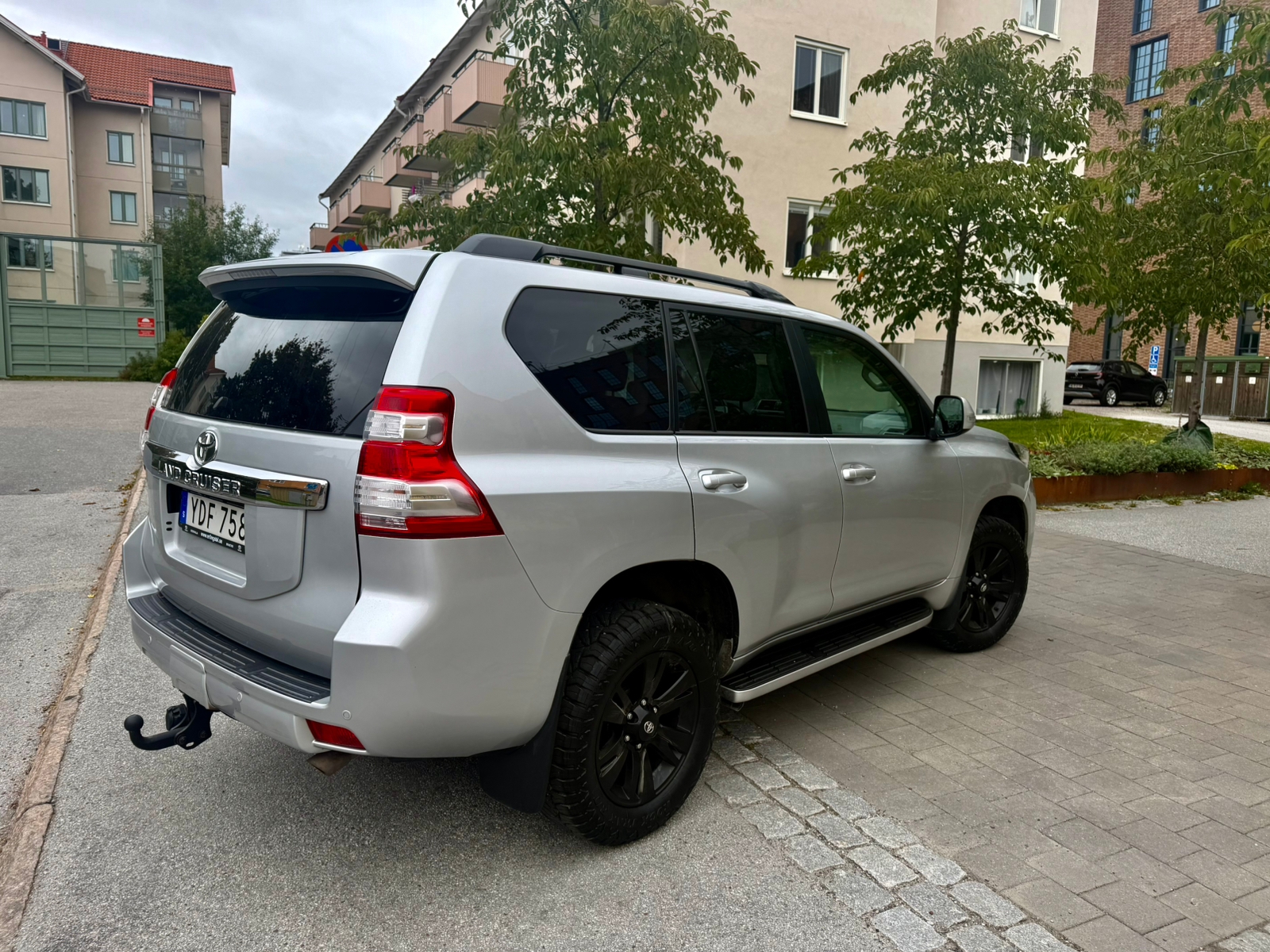 Toyota Land Cruiser 2016, bild 5/10