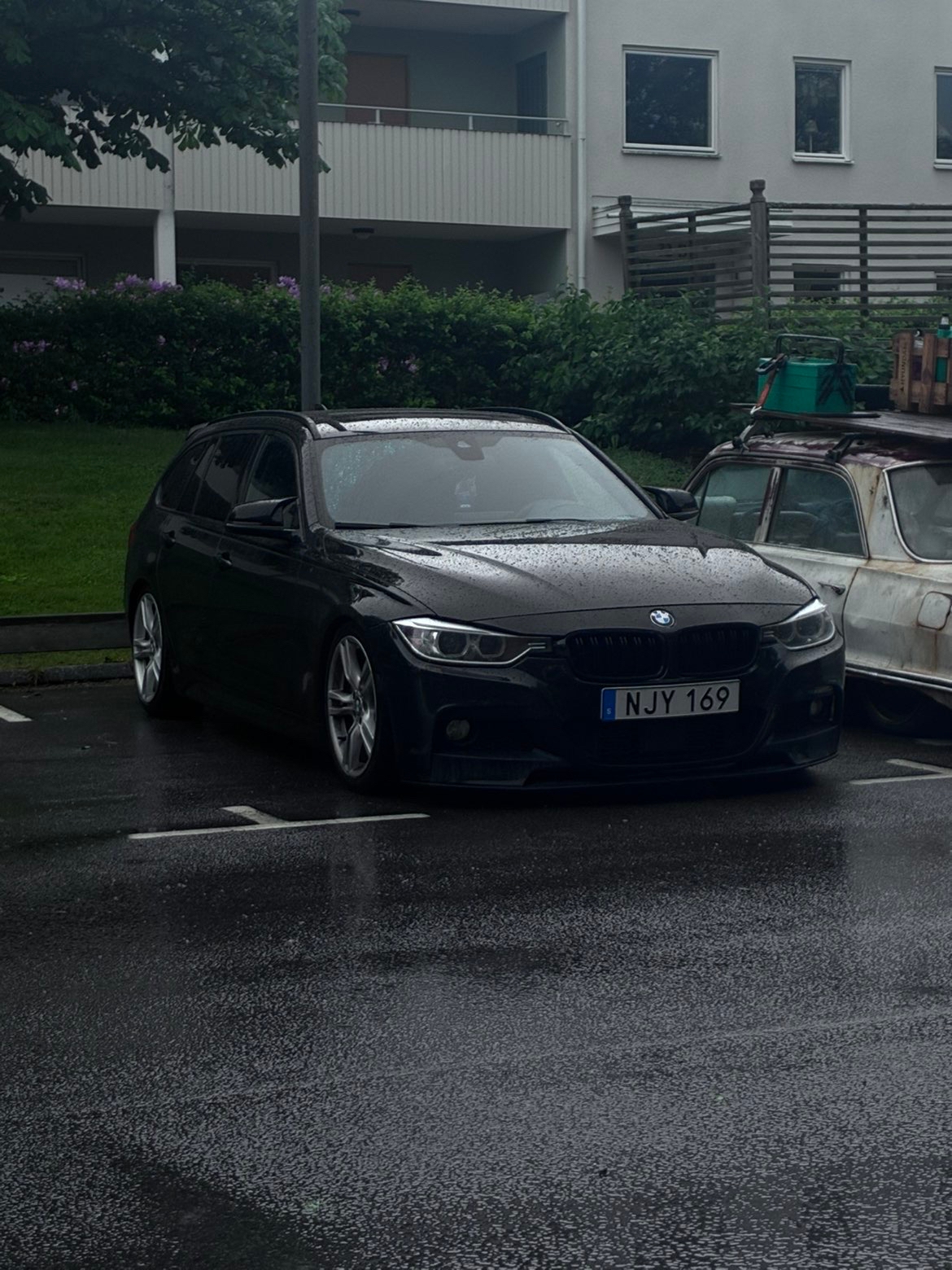 BMW 330