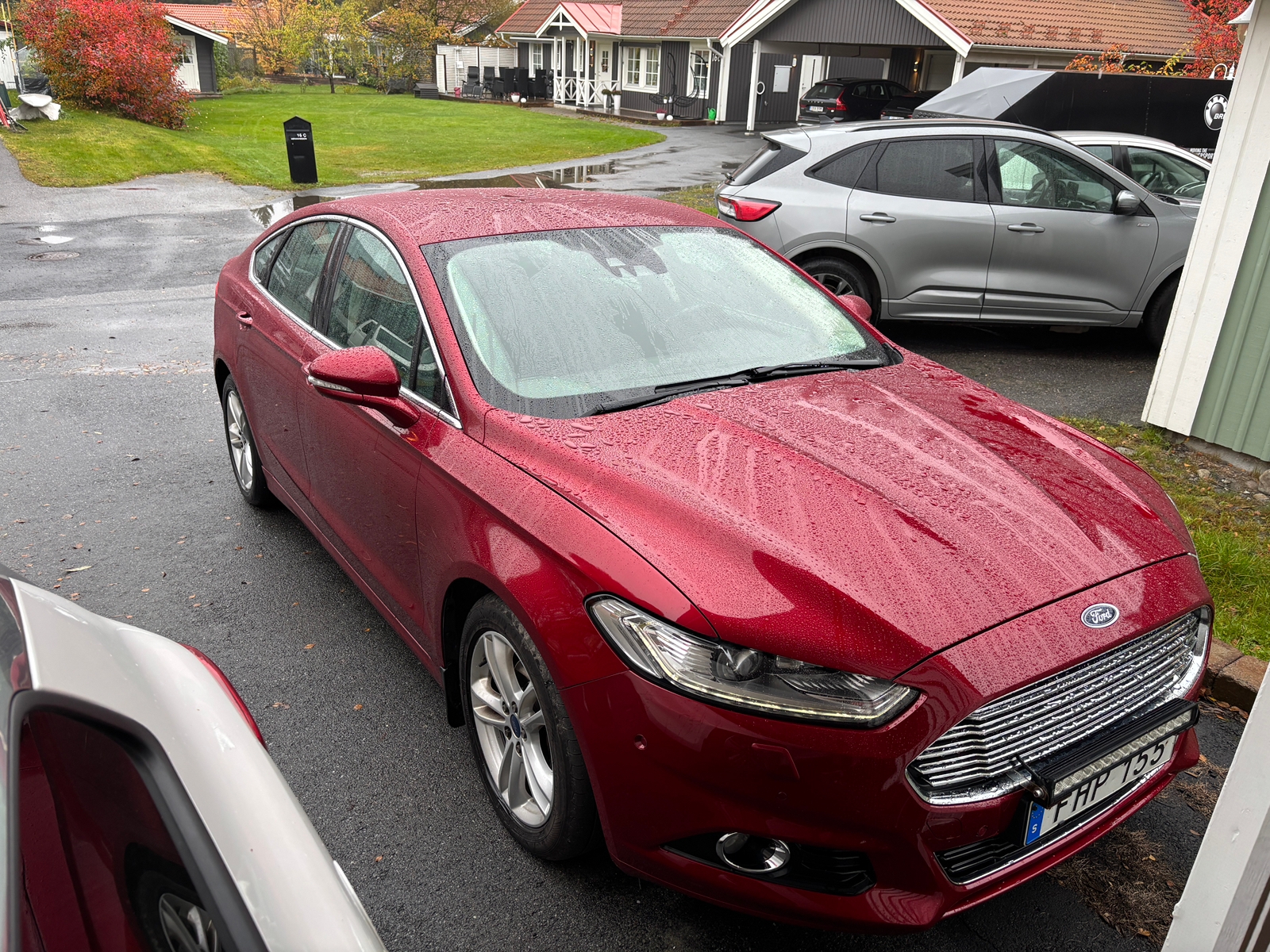 Ford Mondeo 2.0 TDCi Powershift 2015, bild 2/7