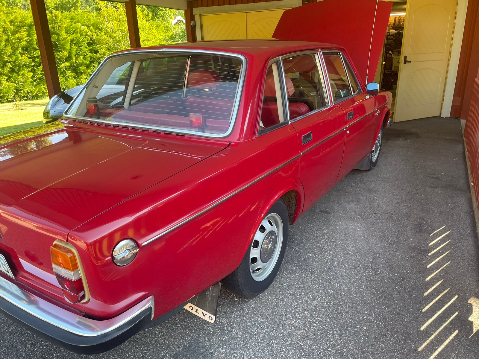 Volvo 144 2.0 Manuell 1972, bild 3/5