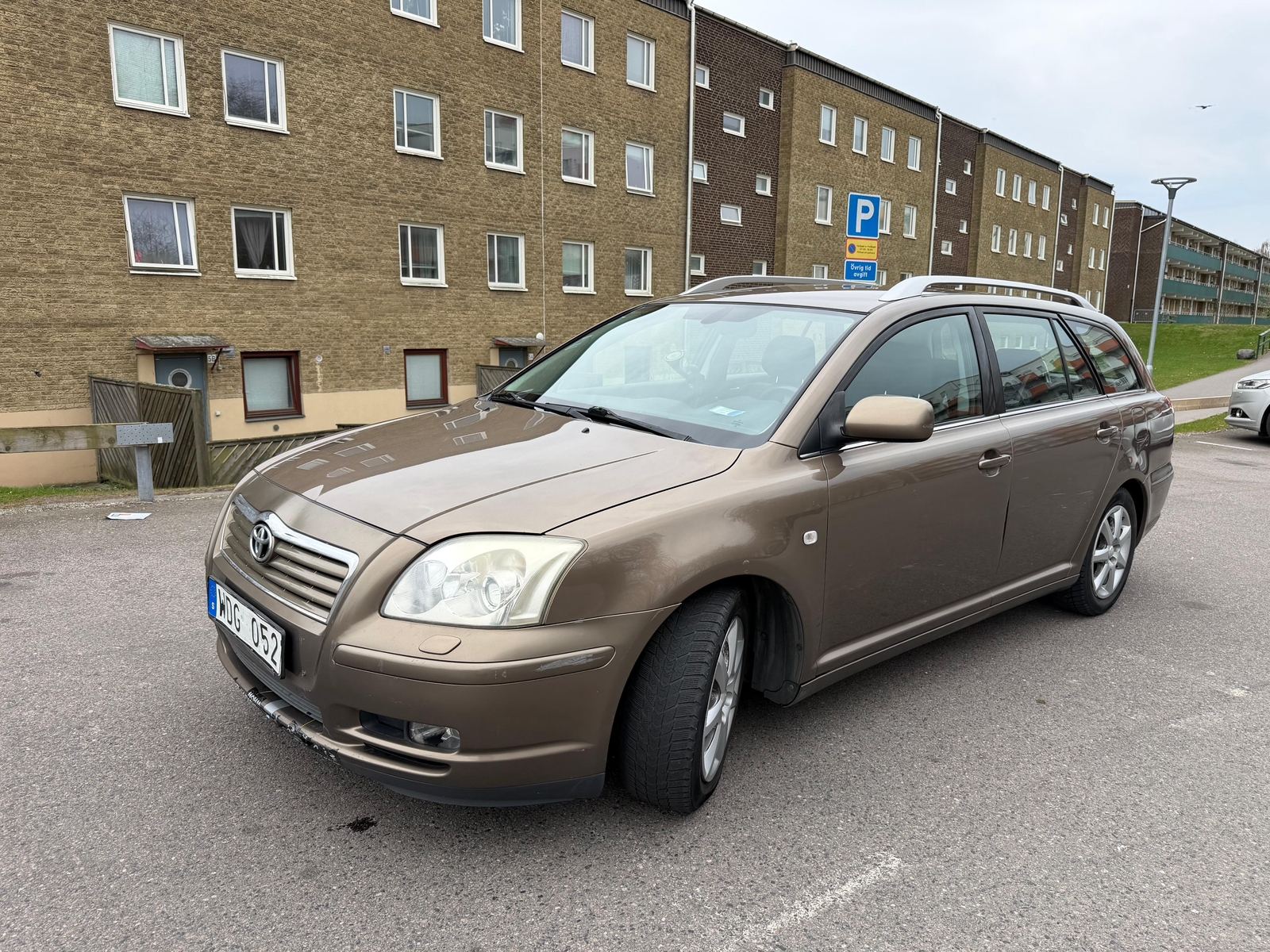 Toyota Avensis 2004, bild 4/10