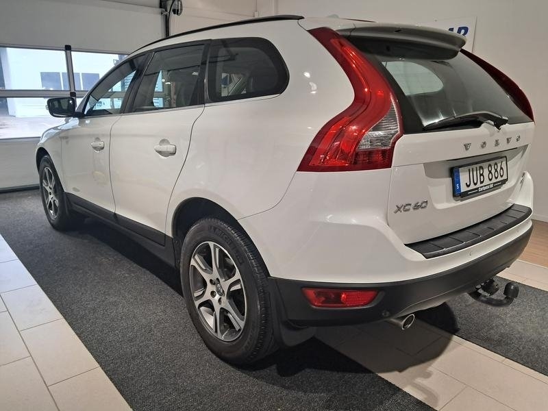 Volvo XC60 AWD D4 2013, kuva 5/7