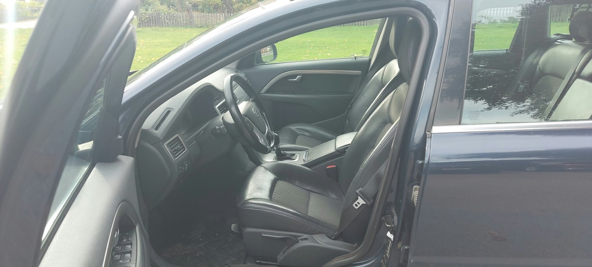 Volvo V70 2.4D Manuell 2010, bild 4/9